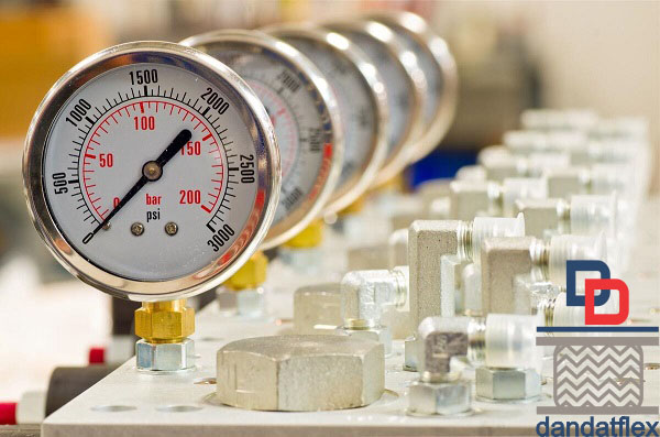 Mục đích sử dụng pressure gauge là gì?