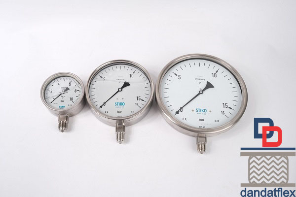 Pressure gauge là gì? Đồng hồ đo áp suất Bourdon
